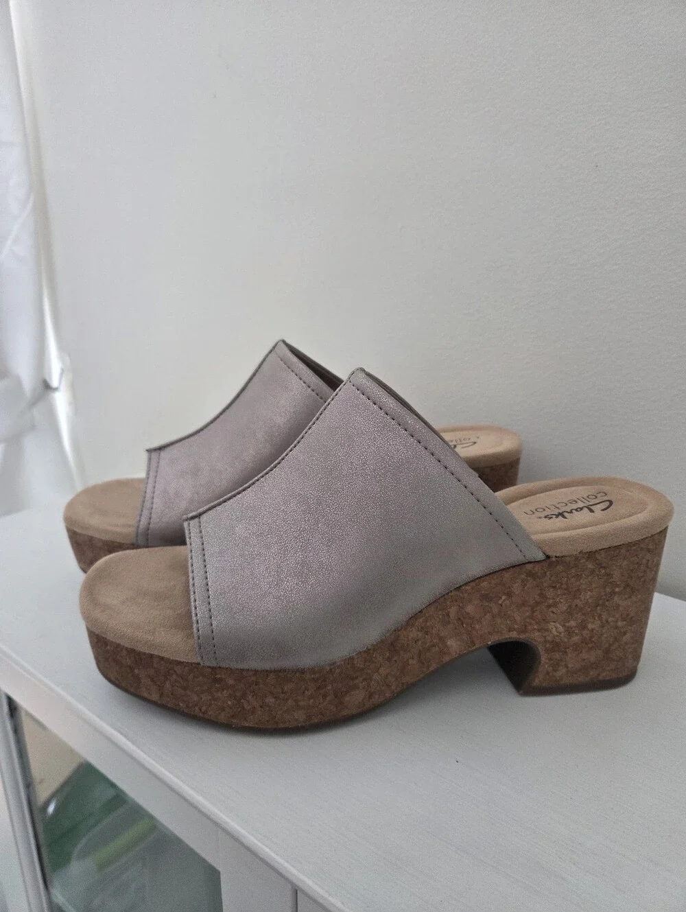 Clarks Comfort Cork Platform Mules - Metallic Silver/Gray